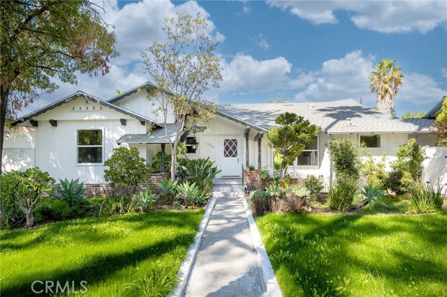 17435 Lassen Street photo 1