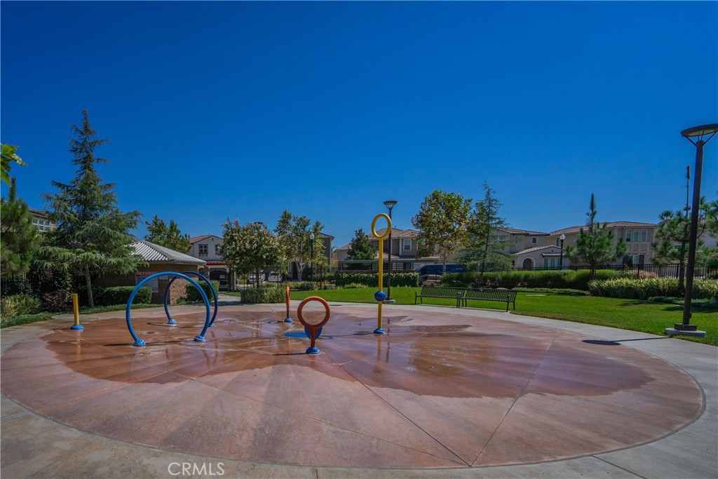 https://media.crmls.org/medias/489c6297-1562-4e31-9eea-73331e172785.jpg?preset=X-Large