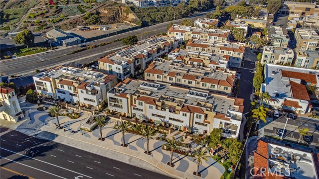 Detail Gallery Image 6 of 38 For 3203 Doheny Way, Dana Point,  CA 92629 - 3 Beds | 2 Baths