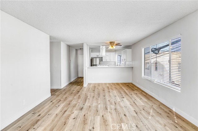 Image 10 of 17 For 1128 Stanley