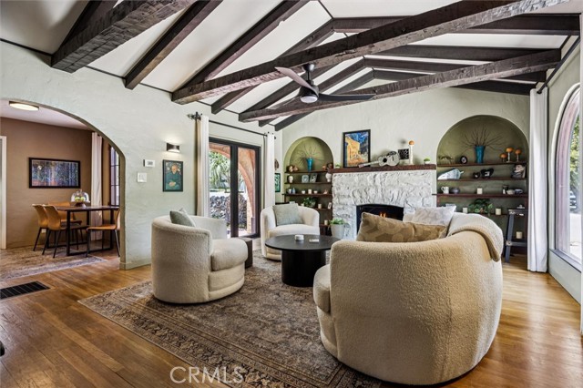 Detail Gallery Image 4 of 55 For 1849 Vine Street, Paso Robles,  CA 93446 - 6 Beds | 3/1 Baths