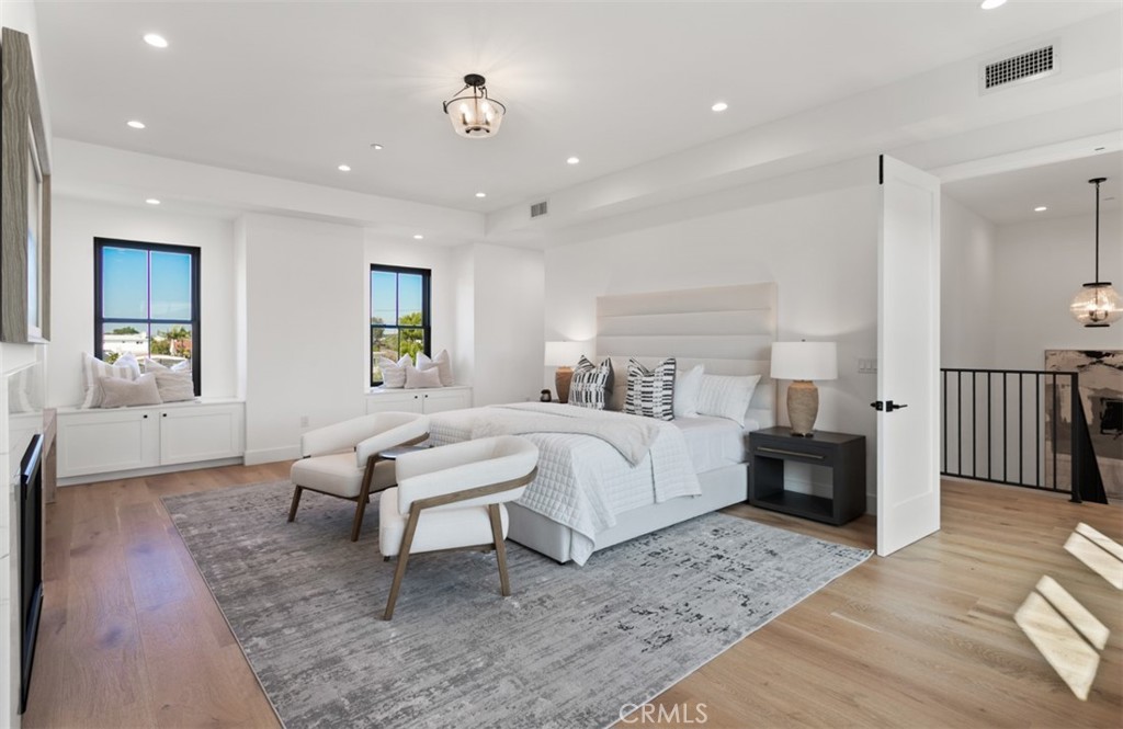 MLS #OC25257066 image #14