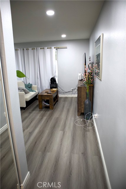 Detail Gallery Image 10 of 18 For 5585 E Pacific Coast, Long Beach,  CA 90804 - 0 Beds | 1 Baths