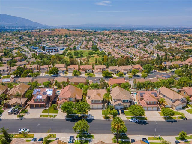 Detail Gallery Image 23 of 30 For 828 N Temescal Street, Corona,  CA 92879 - 4 Beds | 3 Baths