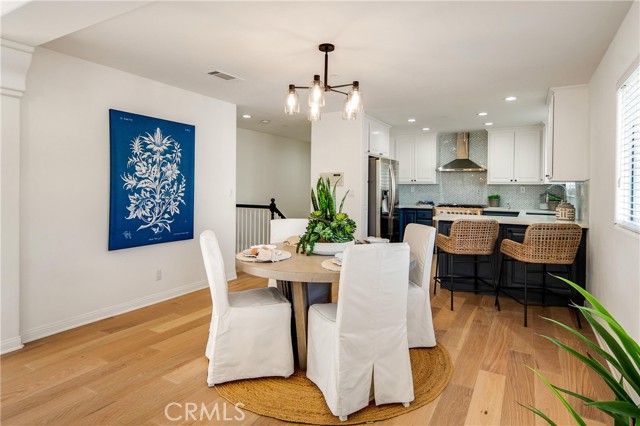 Detail Gallery Image 5 of 20 For 2401 Vanderbilt Ln #B,  Redondo Beach,  CA 90278 - 3 Beds | 2/1 Baths