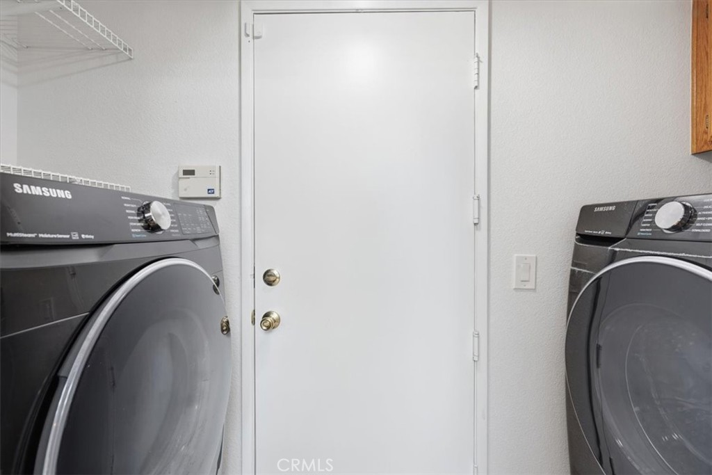 https://media.crmls.org/medias/48a2699a-f685-4797-b06b-c699dfb30973.jpg?preset=X-Large