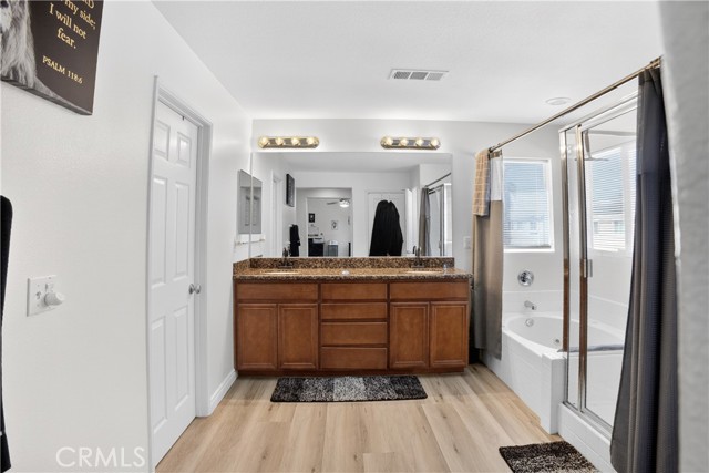 Detail Gallery Image 24 of 55 For 2301 Foxtail Dr, Palmdale,  CA 93551 - 5 Beds | 3 Baths