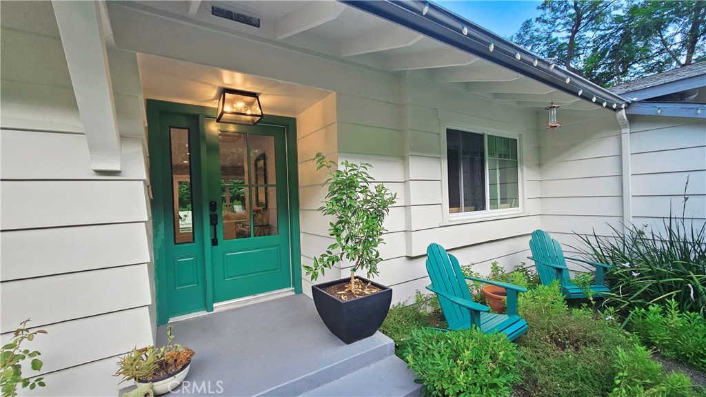 3286 Mandeville Canyon Road