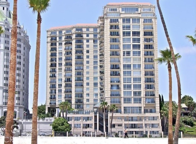 850 E Ocean Boulevard, Long Beach CA: https://media.crmls.org/medias/48a39a97-10e0-48c3-9acd-19902aa277ef.jpg