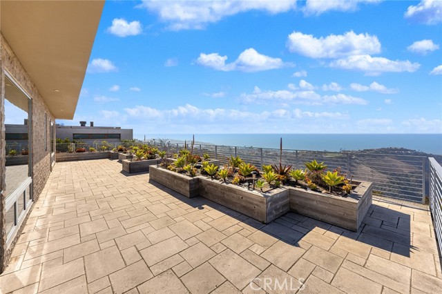 3355 Alta Laguna Boulevard, Laguna Beach CA: https://media.crmls.org/medias/48a3fde0-099f-4513-b9a8-8850f2829fc3.jpg