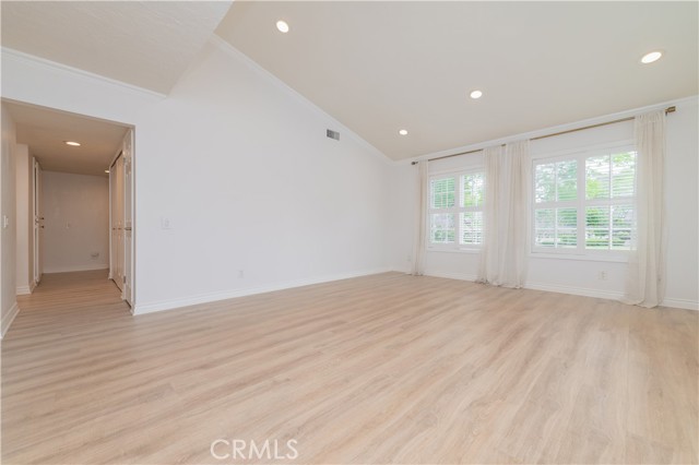 Detail Gallery Image 9 of 23 For 61 Greenfield #68,  Irvine,  CA 92614 - 2 Beds | 1 Baths