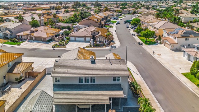 5764 Territory Lane, Eastvale CA: https://media.crmls.org/medias/48a57b01-cfd5-47fb-ba44-46174a06fab4.jpg