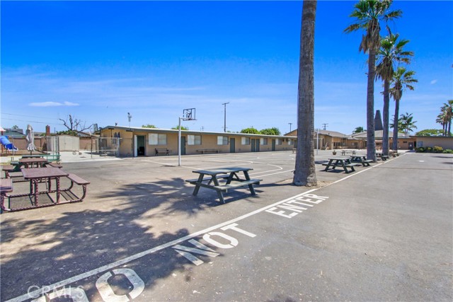 6575 Crescent Avenue, Buena Park, California 90620, ,Commercial Lease,For Rent,6575 Crescent Avenue,CRPW24177156