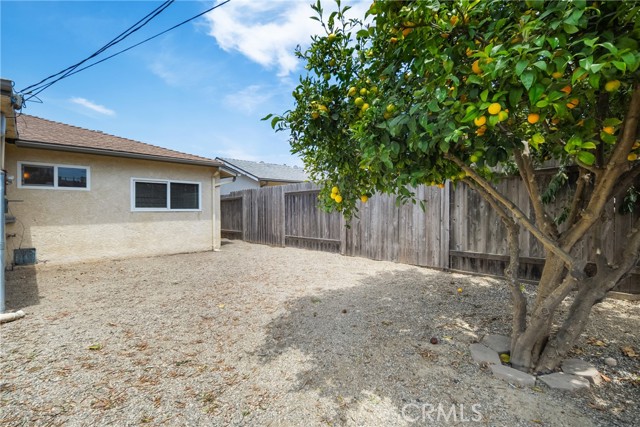1020 W Cherry Avenue, Lompoc CA: https://media.crmls.org/medias/48a5d435-a7ac-4717-9955-a33caf44c104.jpg