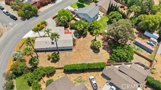 Detail Gallery Image 24 of 27 For 7070 Karen Ln, Jurupa Valley,  CA 92509 - 4 Beds | 2 Baths