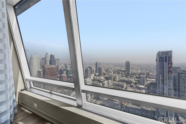 Detail Gallery Image 13 of 56 For 900 W Olympic Bld 50a,  Los Angeles,  CA 90015 - 3 Beds | 4 Baths