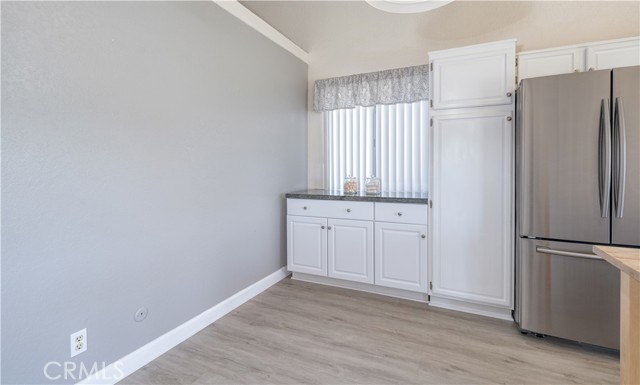 Detail Gallery Image 9 of 42 For 13052 Laramore Ln, Garden Grove,  CA 92843 - 4 Beds | 2 Baths