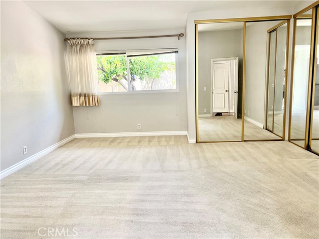 15 Creekwood, Irvine CA: https://media.crmls.org/medias/48a87254-7887-4ae9-8aef-f437726a092c.jpg