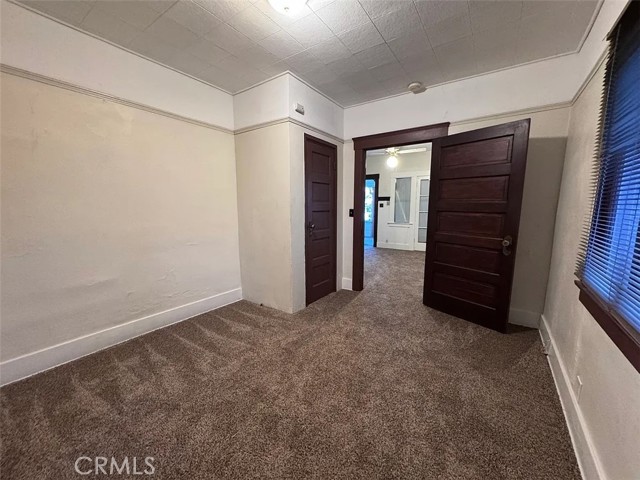 2726 5th Street, Riverside CA: https://media.crmls.org/medias/48a94b7e-abc3-4e32-92ba-e57b7e44b48d.jpg