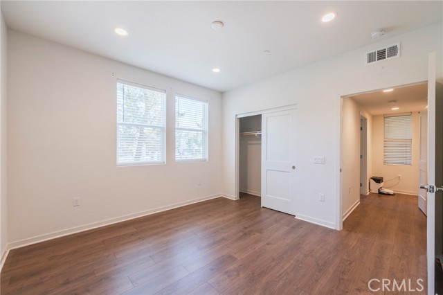 1100 Epic, Irvine CA: https://media.crmls.org/medias/48a9e4f7-7f84-4fde-8044-c4076e7758df.jpg