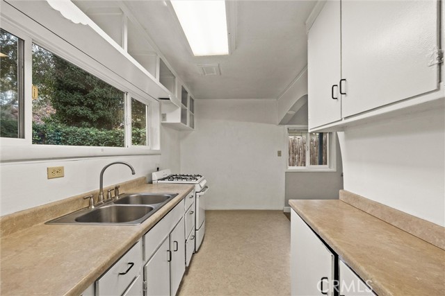 Detail Gallery Image 41 of 47 For 476 E 7th Ave, Chico,  CA 95926 - 4 Beds | 2 Baths