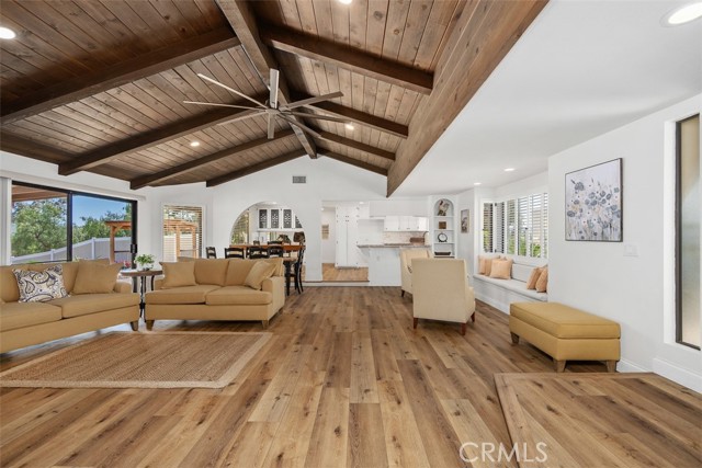 Detail Gallery Image 14 of 69 For 37790 Los Alamos Rd, Murrieta,  CA 92563 - 3 Beds | 2/1 Baths