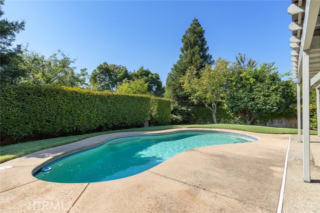 3049 Coach Lite Drive, Chico CA: https://media.crmls.org/medias/48aaa00d-ad87-4288-8d42-8c2936d41460.jpg