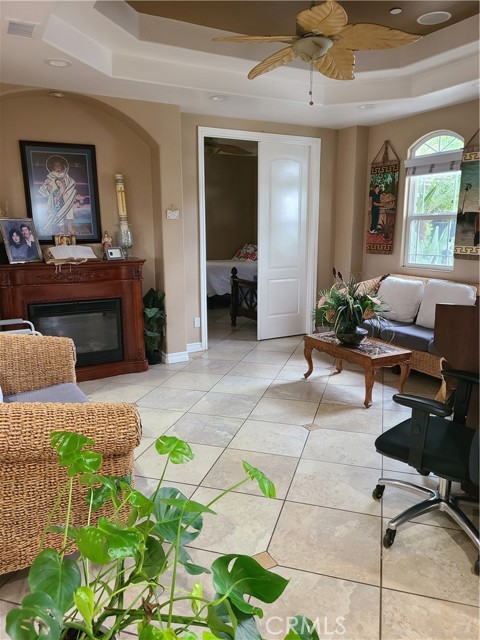 Detail Gallery Image 11 of 15 For 6116 Chadbourne Ave, Riverside,  CA 92505 - 4 Beds | 4 Baths