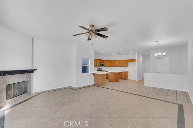 Detail Gallery Image 12 of 55 For 3901 Vicksburg Ct, Hemet,  CA 92545 - 5 Beds | 3 Baths