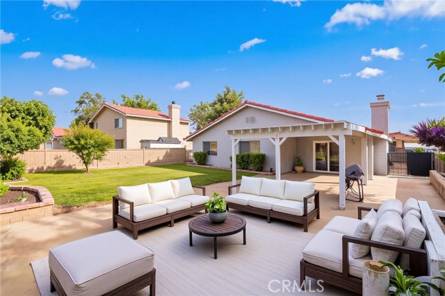 Detail Gallery Image 22 of 26 For 1819 Acosta Ave, Lancaster,  CA 93535 - 3 Beds | 2 Baths
