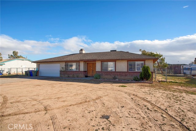 Image 3 for 22231 Gayhead Rd, Apple Valley, CA 92307