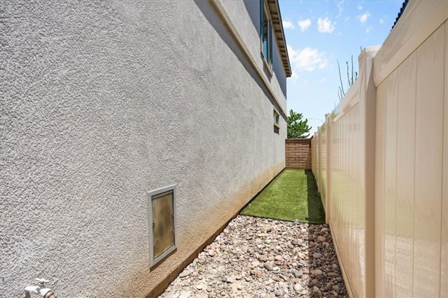 Detail Gallery Image 36 of 43 For 29579 Laredo Cir, Menifee,  CA 92584 - 5 Beds | 4 Baths