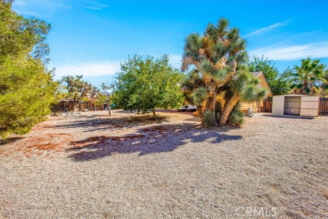 Detail Gallery Image 35 of 39 For 57886 El Dorado Dr, Yucca Valley,  CA 92284 - 3 Beds | 2 Baths