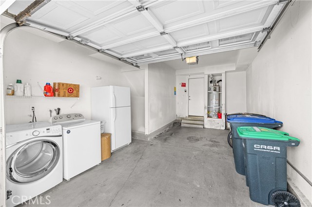 Garage / Laundry