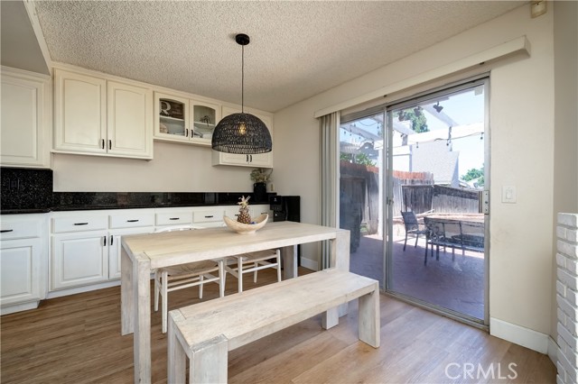 818 Live Oak Place, Corona CA: https://media.crmls.org/medias/48aca52b-f76d-4aa7-8b91-8942101de657.jpg