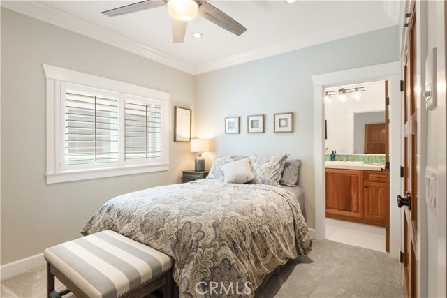 202 Avenue H, Redondo Beach CA: https://media.crmls.org/medias/48ae0a50-b371-4712-80d9-207e89cc9eaa.jpg