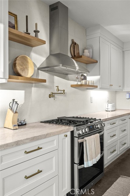 Detail Gallery Image 6 of 44 For 6945 Cedar Creek Rd, Corona,  CA 92880 - 4 Beds | 2 Baths