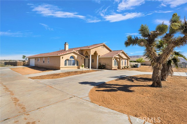 Detail Gallery Image 4 of 64 For 11331 Pasco Rd, Apple Valley,  CA 92308 - 4 Beds | 2/1 Baths