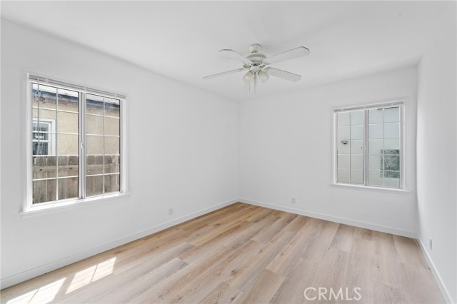 18656 Runnymede Street, Reseda CA: https://media.crmls.org/medias/48afb696-a97c-4940-bd67-ebc3f7be0d9d.jpg