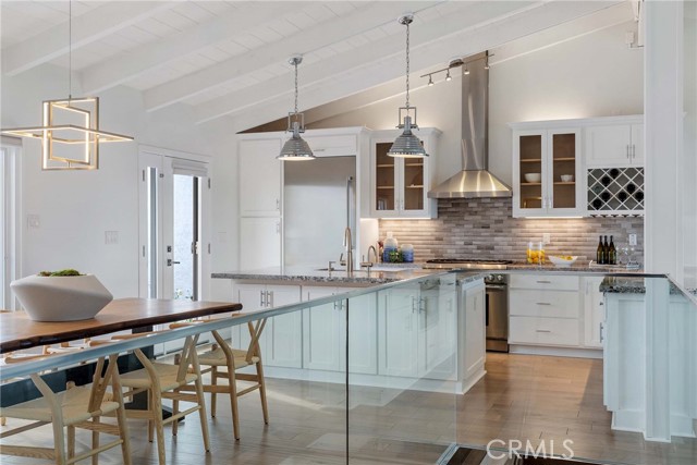 424 Vista Parada, Newport Beach, CA, 92660 424 Vista Parada, Newport Beach, CA, 92660