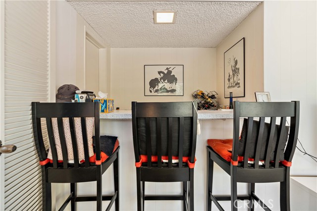 Detail Gallery Image 4 of 42 For 11944 Briarvale, Studio City,  CA 91604 - 5 Beds | 4 Baths