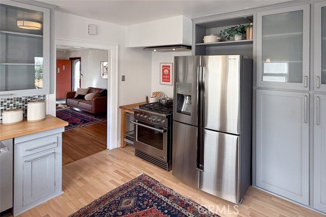 Detail Gallery Image 12 of 41 For 532 Roswell Ave, Long Beach,  CA 90814 - 2 Beds | 1 Baths