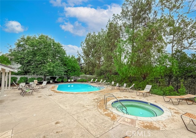 5700 Tanner Ridge Avenue, Westlake Village CA: https://media.crmls.org/medias/48b3198d-2e6d-4a00-a219-79dce17ad75f.jpg