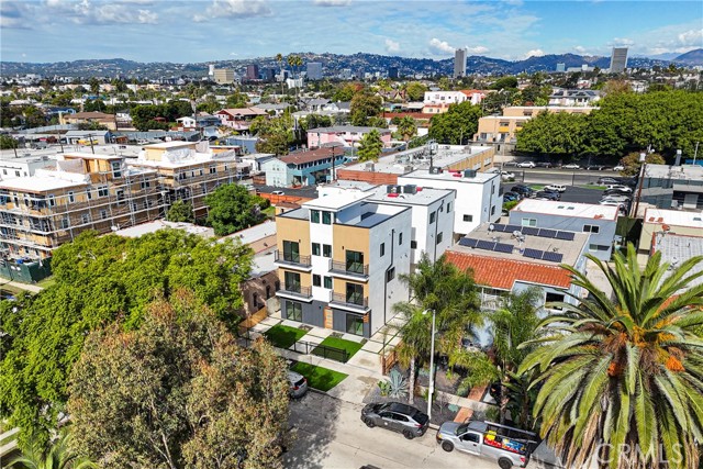 Detail Gallery Image 16 of 75 For 5209 W 20th, Los Angeles,  CA 90016 - – Beds | – Baths