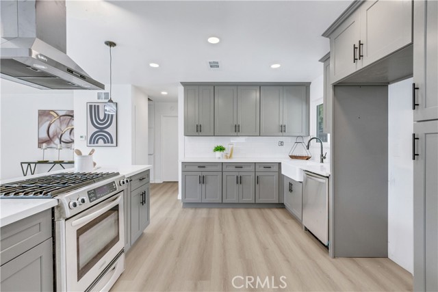 Kitchen w/New S/S Stove/Oven. New Dishwasher.