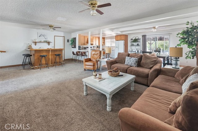 13700 Summit Knoll Road, Agua Dulce CA: https://media.crmls.org/medias/48b39cc6-de2e-4439-951b-deba862a3a3f.jpg