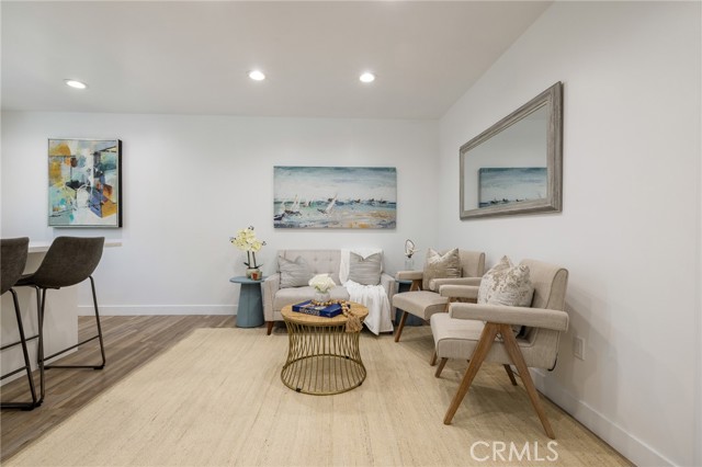 11012 Montgomery Avenue, Granada Hills CA: https://media.crmls.org/medias/48b3cf98-8085-44b3-8c12-338382ce80de.jpg