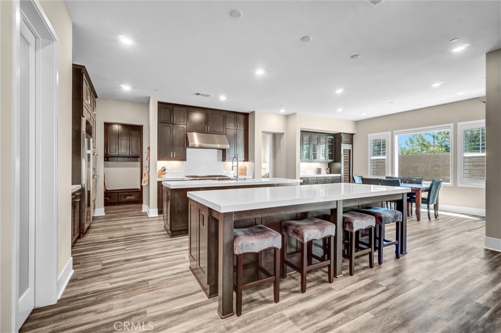 48b3f4d7 7f0e 41ce 9d1a 193e2c0448ae