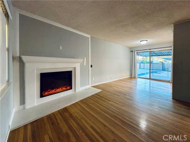 Detail Gallery Image 9 of 21 For 8586 Topanga Canyon, West Hills,  CA 91304 - 3 Beds | 2 Baths