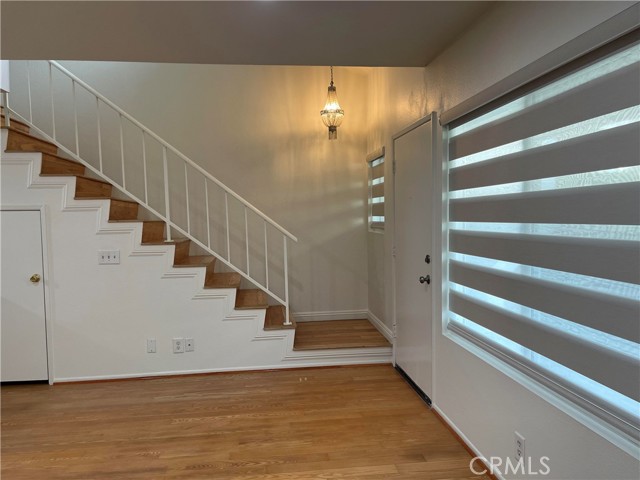 Detail Gallery Image 5 of 39 For 12055 Foster Rd #3,  Norwalk,  CA 90650 - 3 Beds | 2/1 Baths